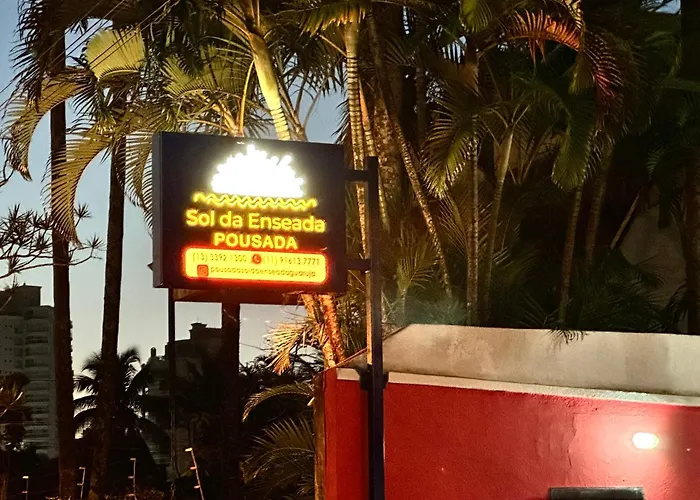 Pousada Sol Da Enseada Inn - Piscina AquecidaHotel Guaruja